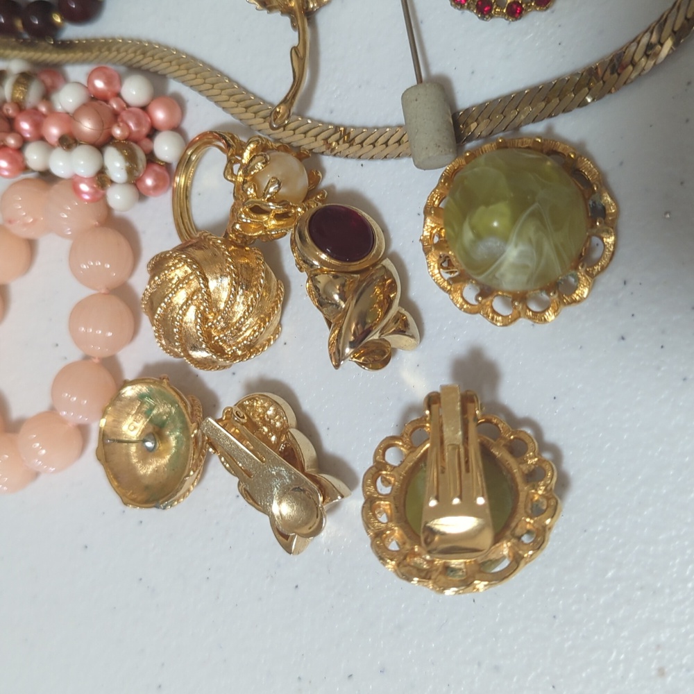 Vintage Jewelry Wearable Lot 19 Pieces Vendome Trifari Japan Napier - Picture 2 of 12